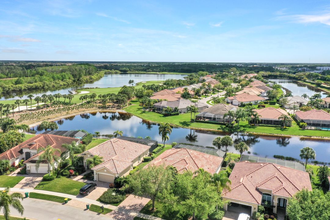 9685 Cobalt Cove Cir, Naples, FL 34120