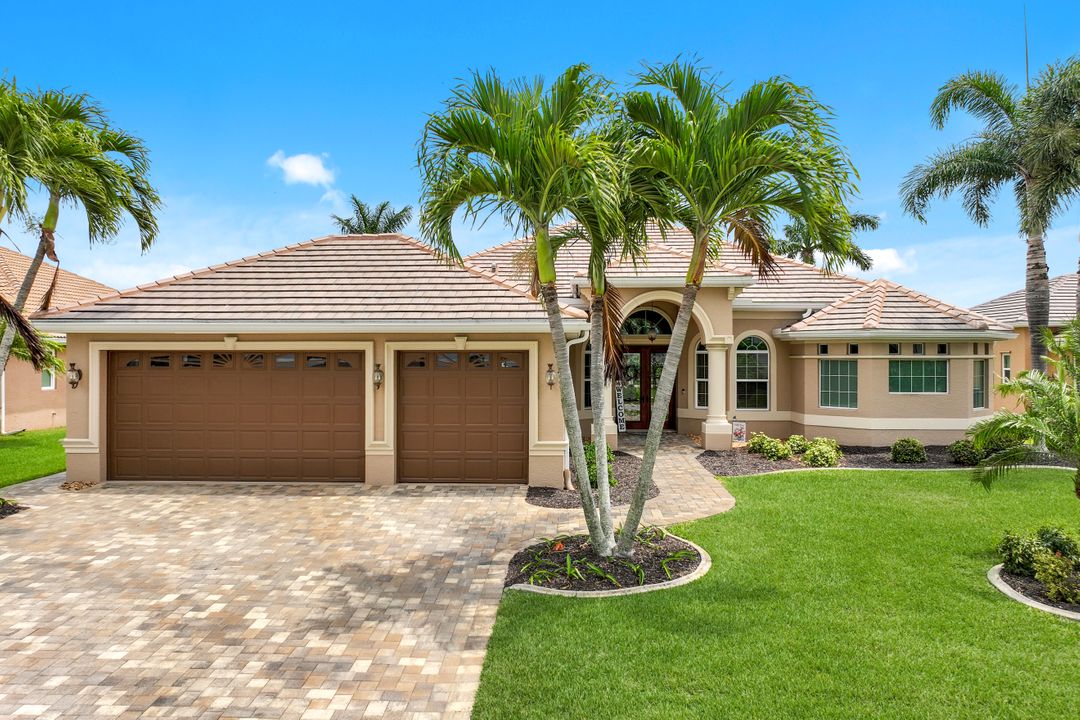 5605 Lancelot Ln, Cape Coral, FL 33914