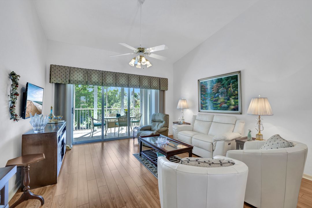 1006 Mainsail Dr #224, Naples, FL 34114