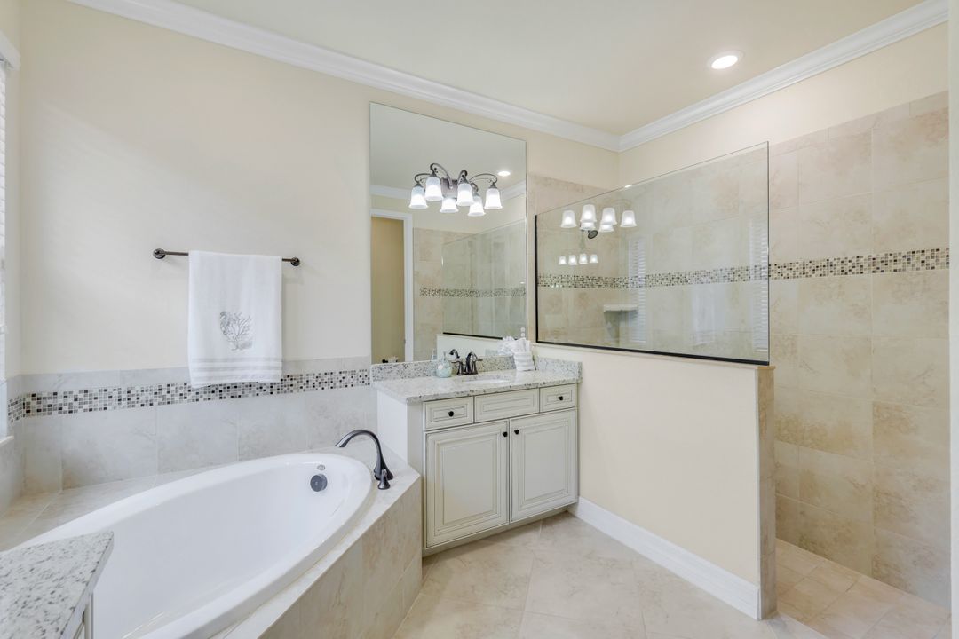 28062 Edenderry Ct, Bonita Springs, FL 34135