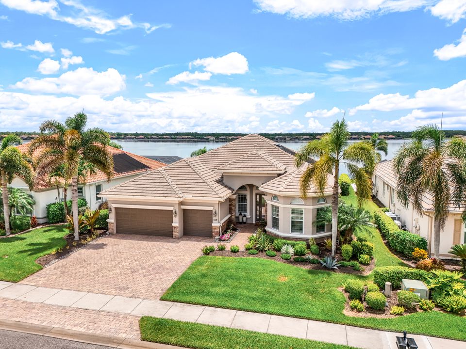 9384 Slate Ct, Naples, FL 34120