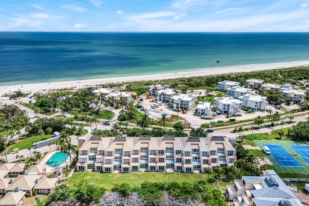 200 Periwinkle Way #114, Sanibel, FL 33957