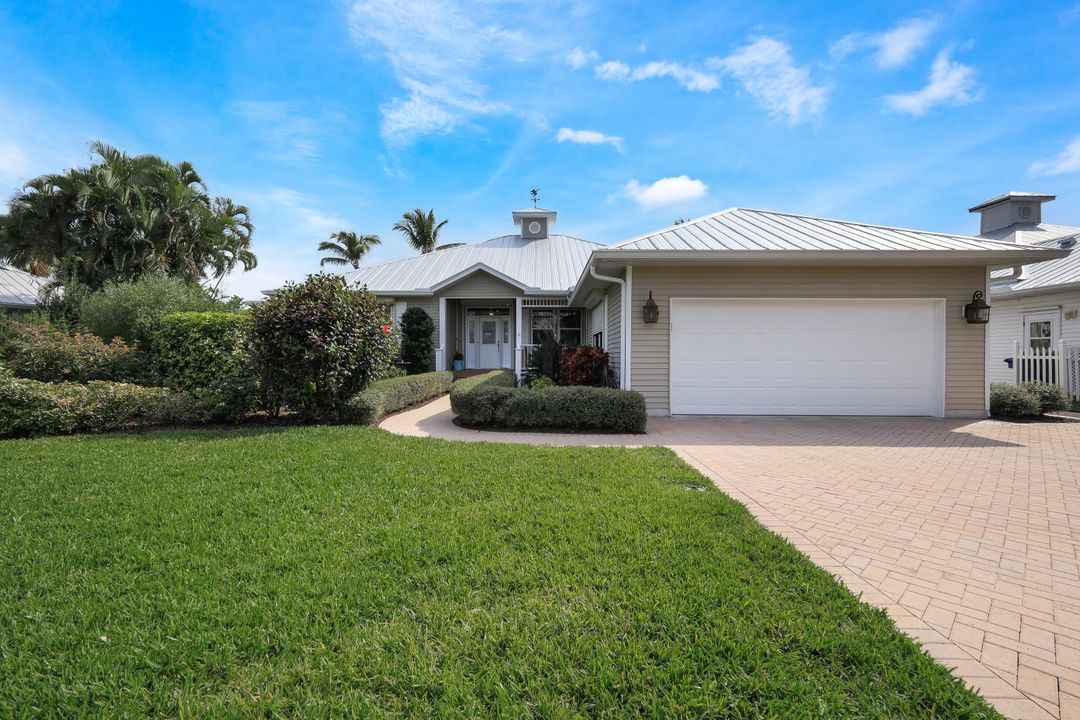 12569 Coconut Creek Ct, Fort Myers, FL 33908