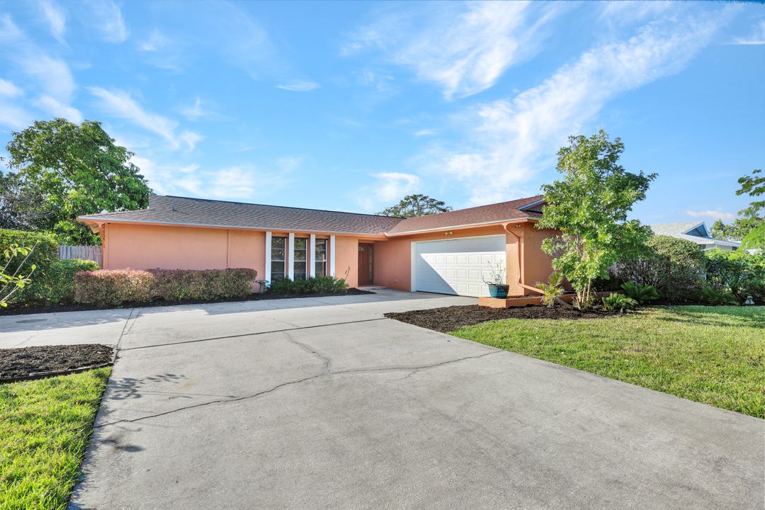 5544 Pernod Dr, Fort Myers, FL 33919