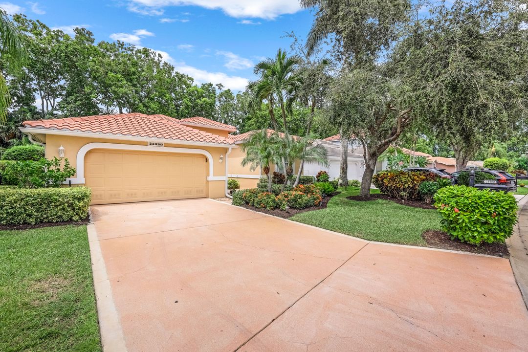 25580 Springtide Ct, Bonita Springs, FL 34135