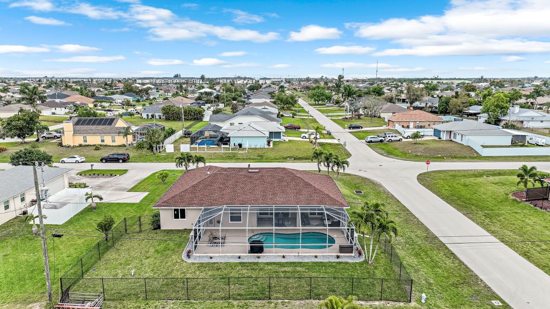 3423 SW 12th Ave, Cape Coral, FL 33914