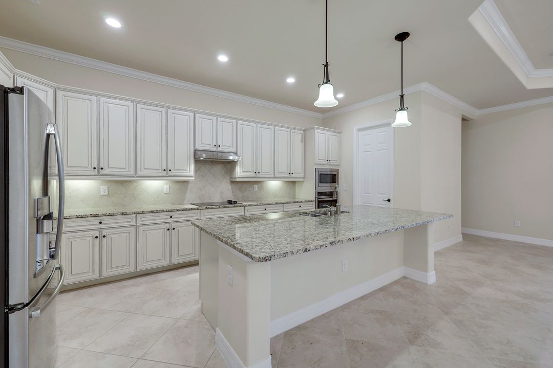 28679 Derry Ct, Bonita Springs, FL 34135