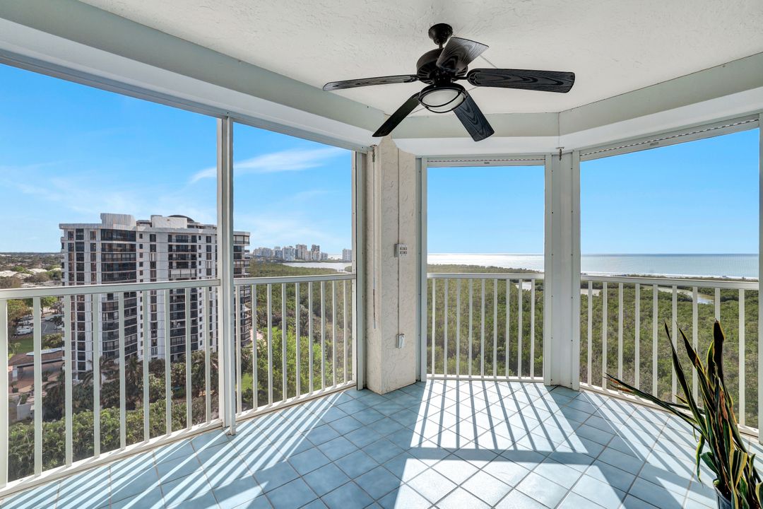 6101 Pelican Bay Blvd, Naples, FL 34108