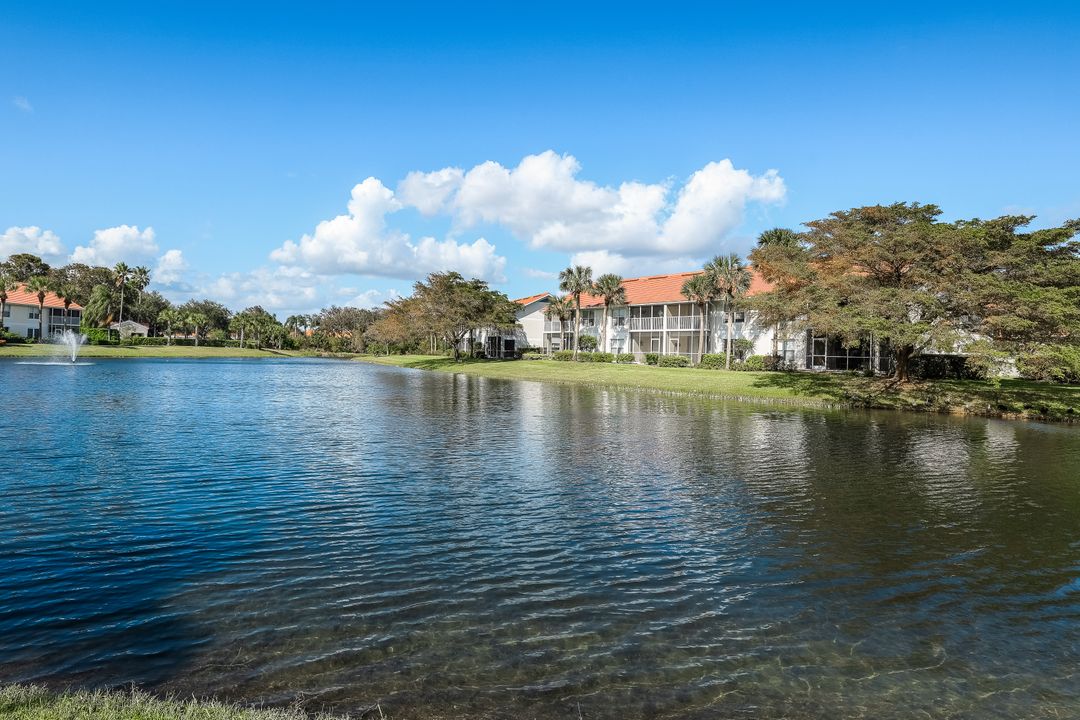 4970 Deerfield Way  #202, Naples, FL 34110