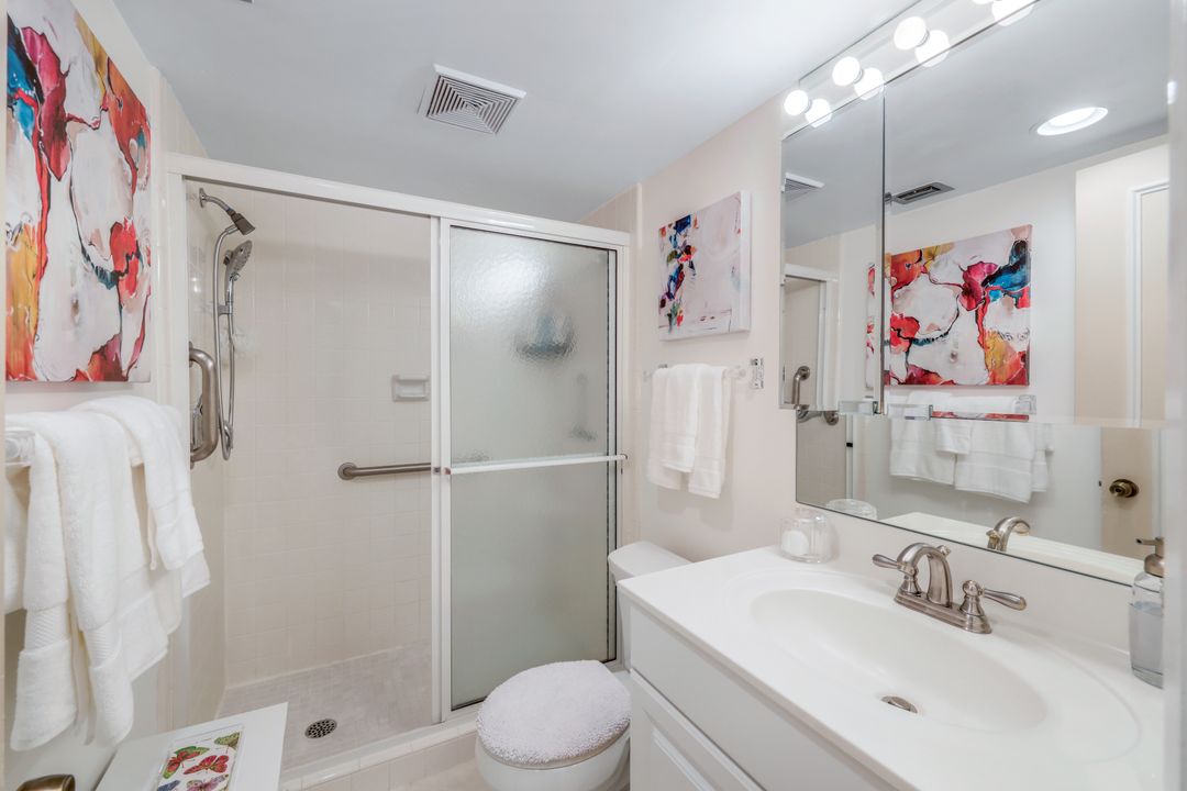 4200 Belair Ln #211, Naples, FL 34103