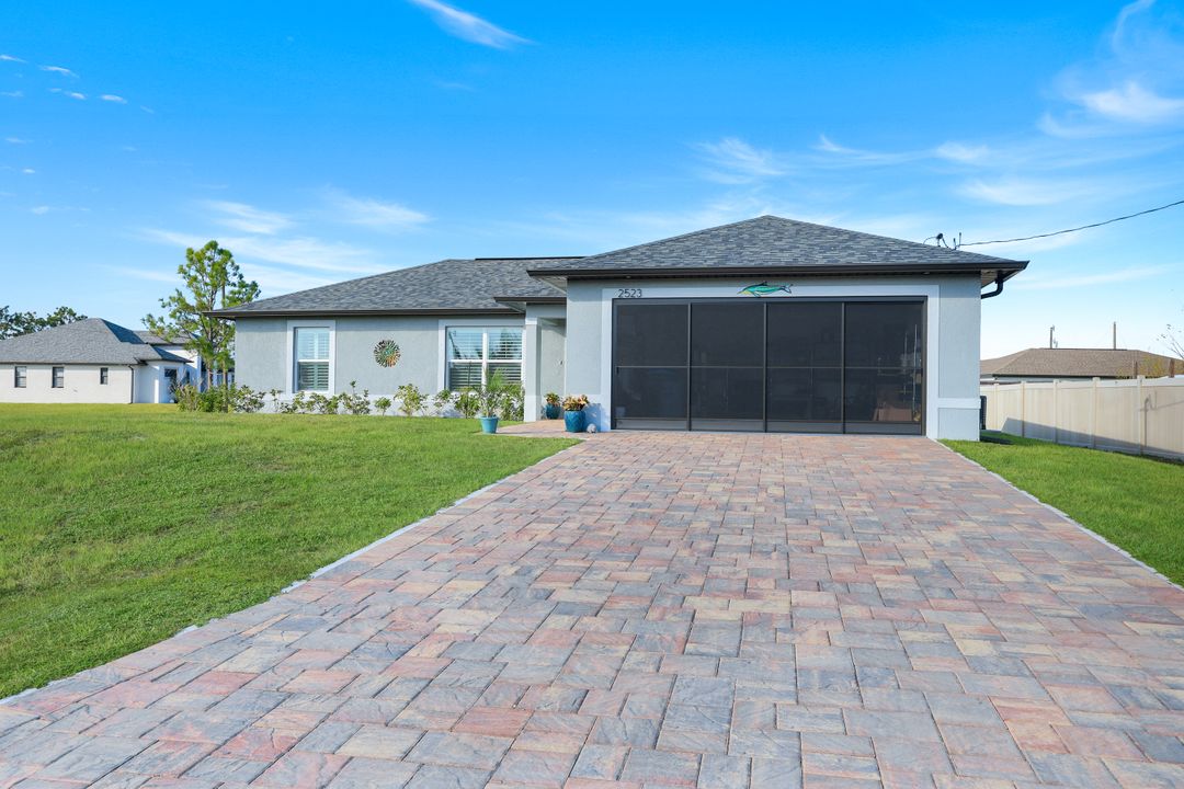 2523 NW 27th Terrace, Cape Coral, FL 33993