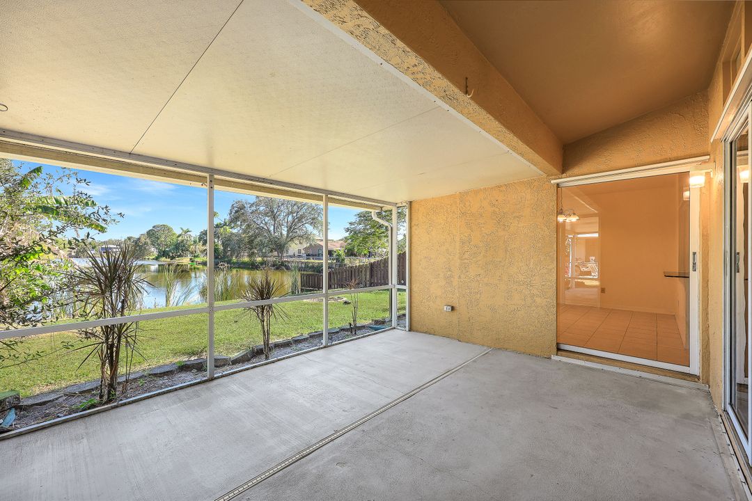 8240 Lake San Carlos Cir, Fort Myers, FL 33967