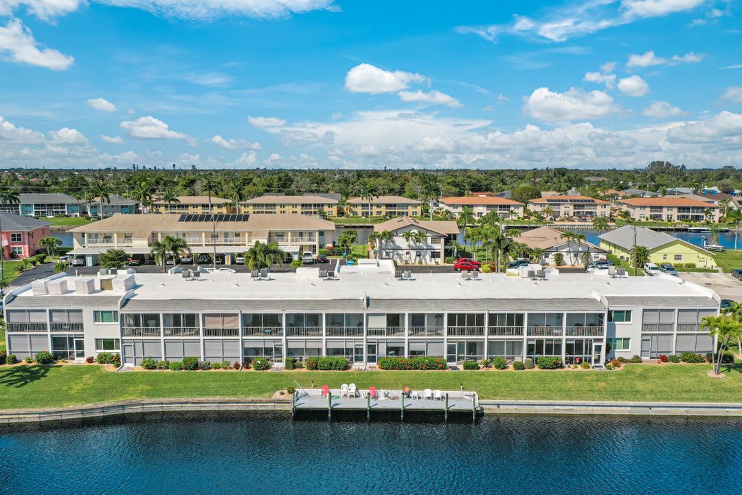 4541 SE 5th Pl #207, Cape Coral, FL 33904