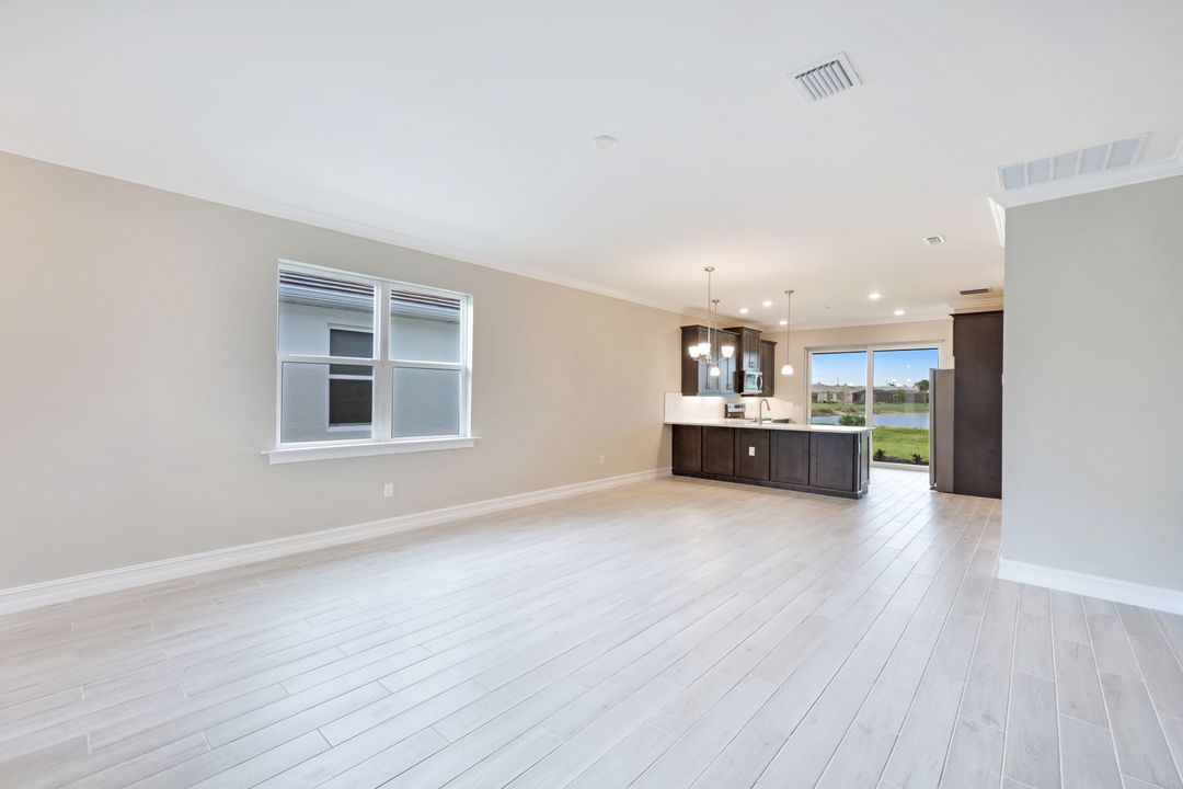 28238 Captiva Shell Lp, Bonita Springs, FL 34135