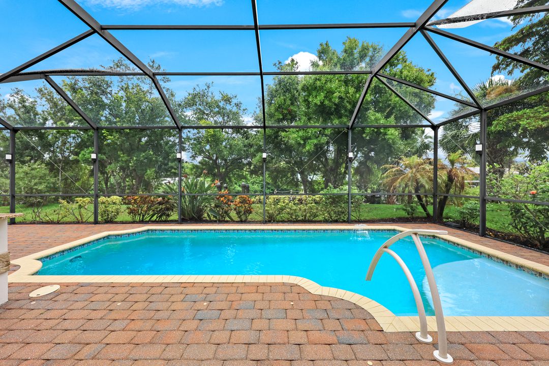 13211 Seaside Harbour Dr, North Fort Myers, FL 33903