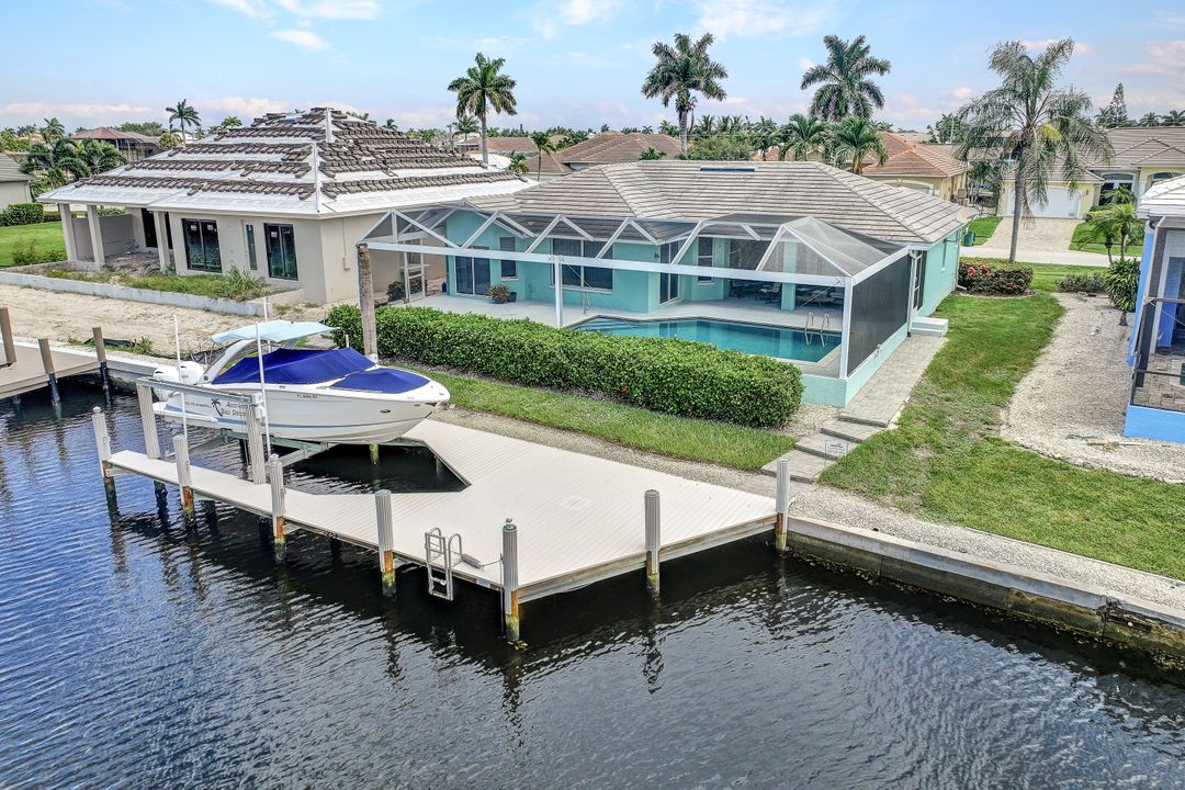 254 Seminole Ct, Marco Island, FL 34145