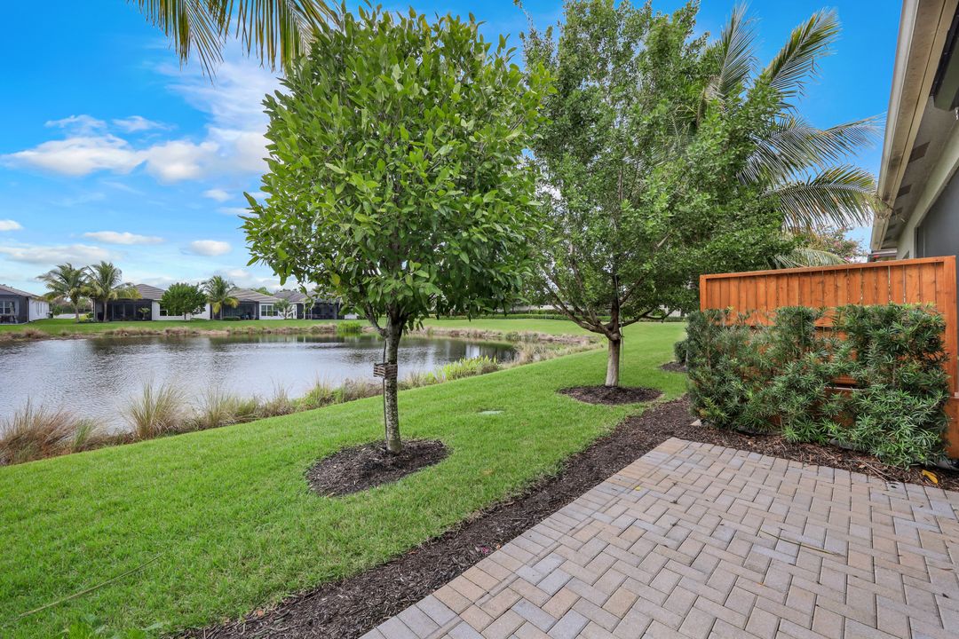 28412 Burano Dr, Bonita Springs, FL 34135