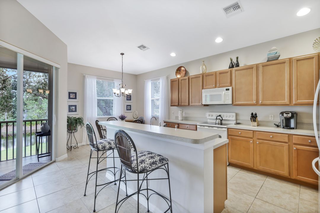 9110 Spanish Moss Way  #422, Bonita Springs, FL 34135