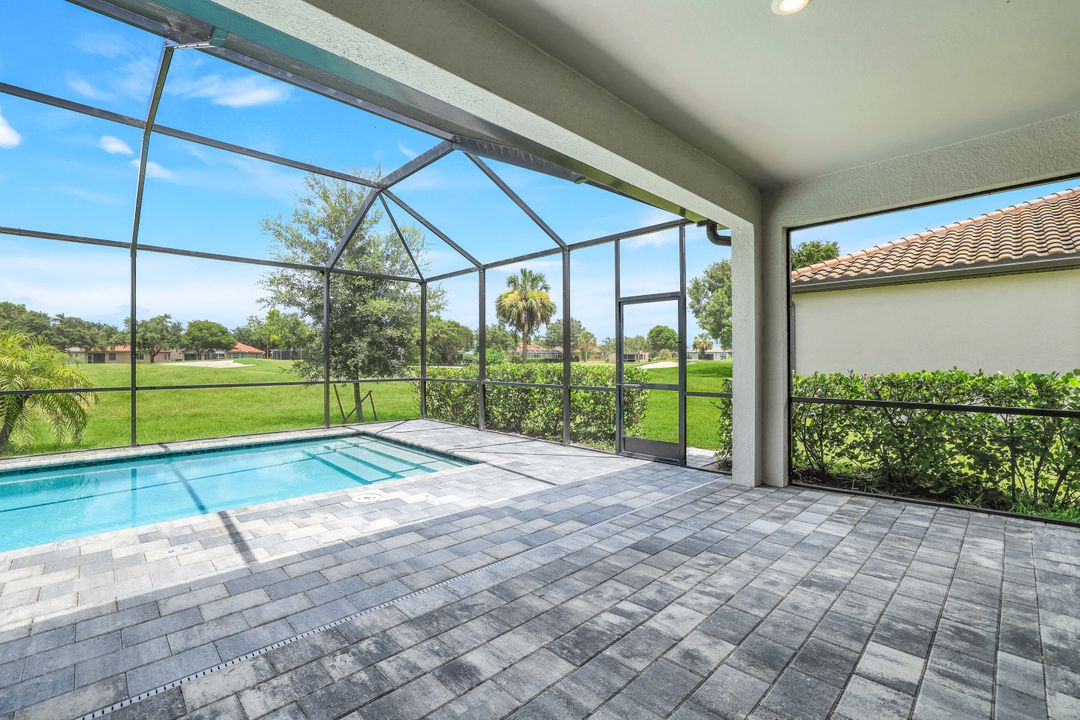 1837 Lema Ct, Naples, FL 34120