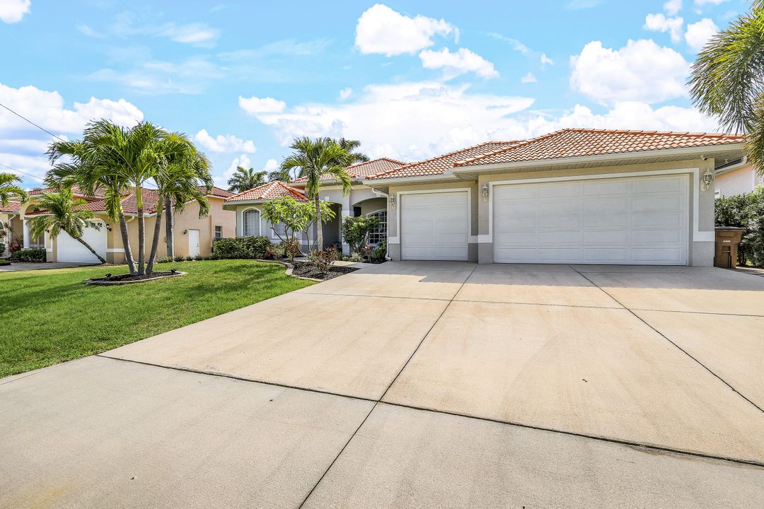 5336 Malibu Ct, Cape Coral, FL 33904