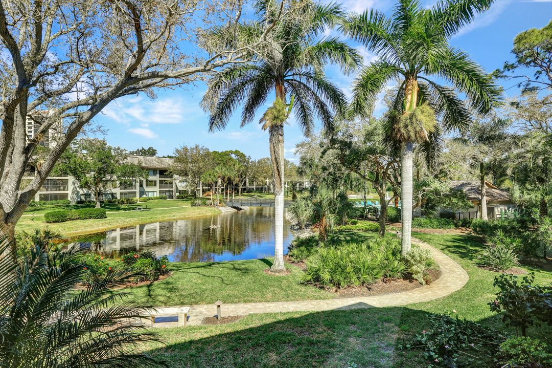 5954 Pelican Bay Blvd #223, Naples, FL 34108