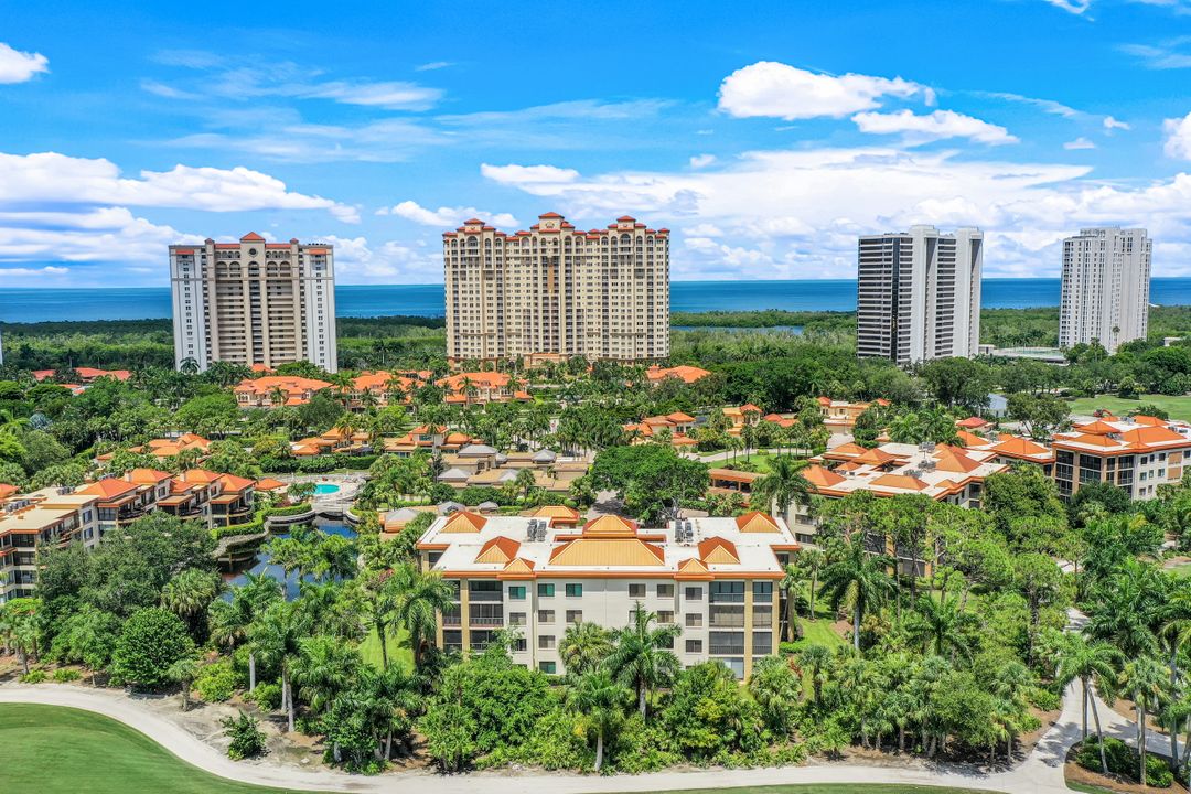 6760 Pelican Bay Blvd #312, Naples, FL 34108