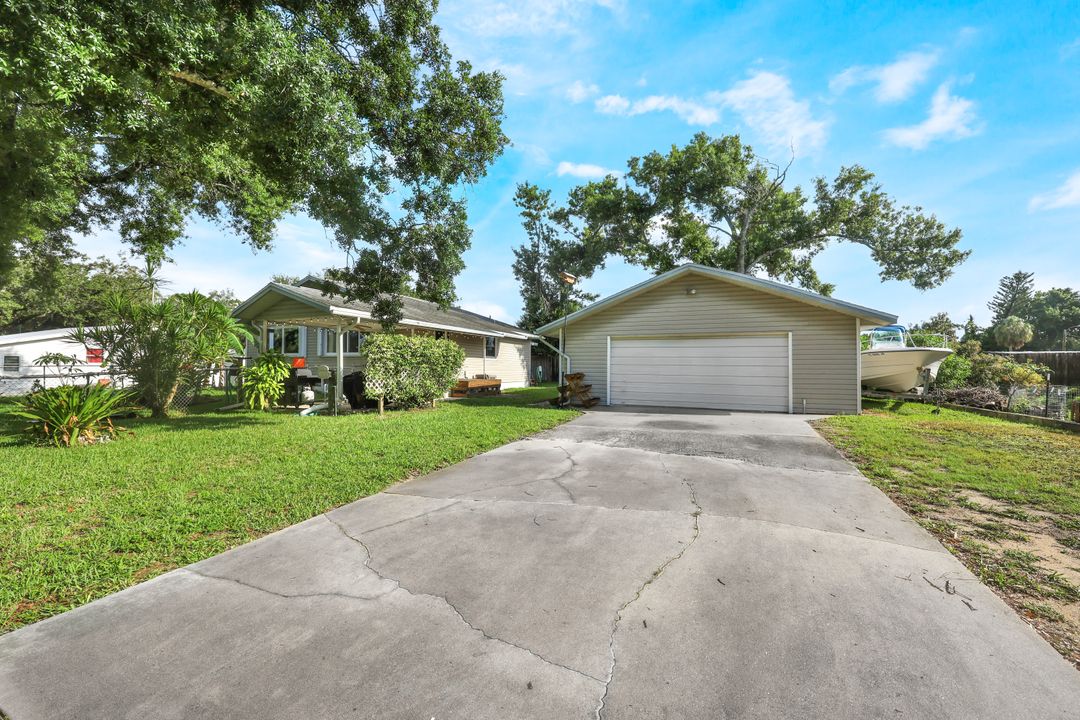 562 Clark St, North Fort Myers, FL 33903