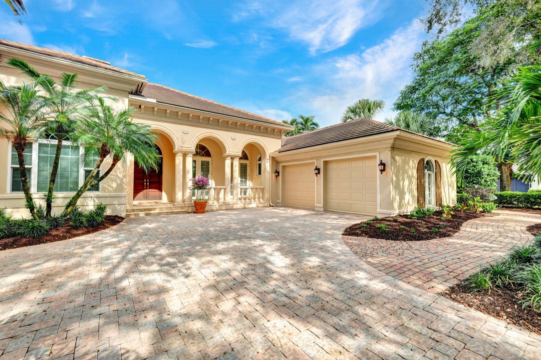 1548 Gormican Ln, Naples, FL 34110