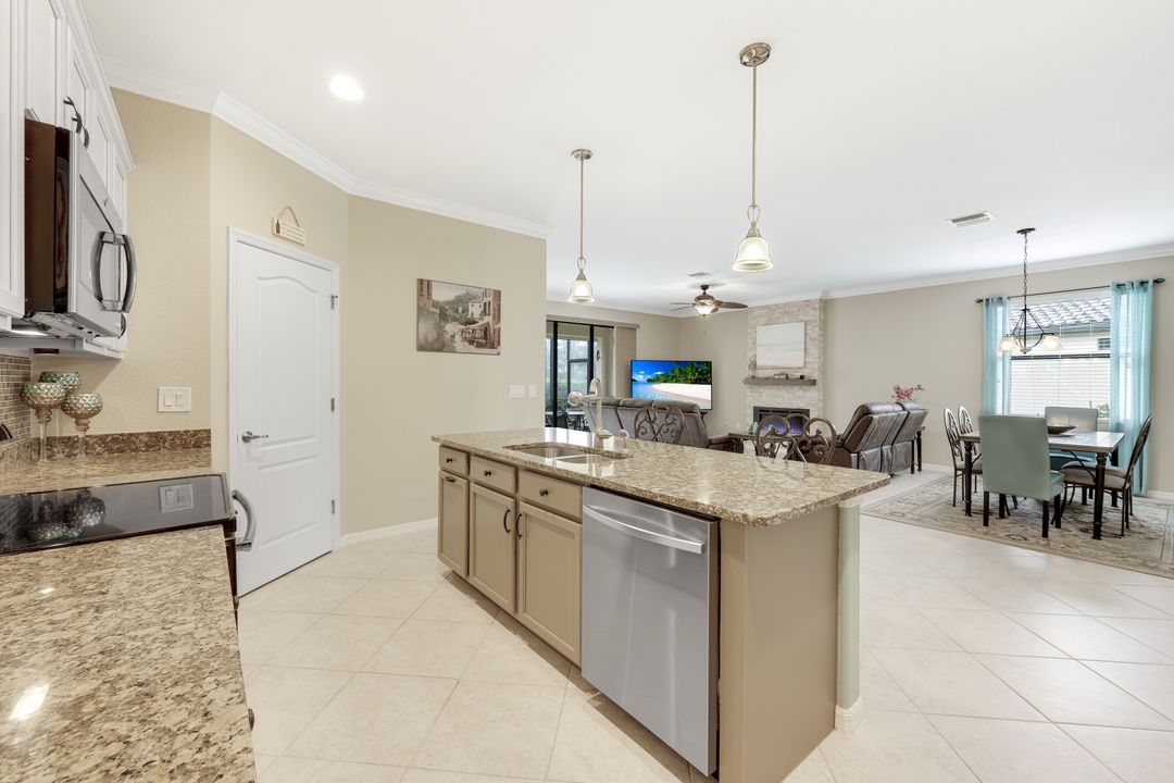 20433 Cypress Shadows Blvd, Estero, FL 33928