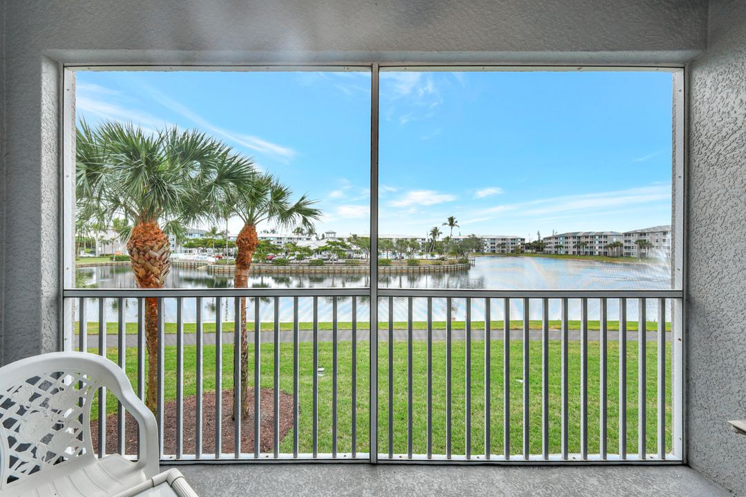 16595 Lake Cir Dr #224, Fort Myers, FL 33908