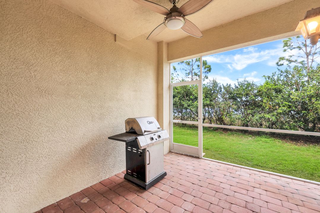 9683 Roundstone Cir, Fort Myers, FL 33967