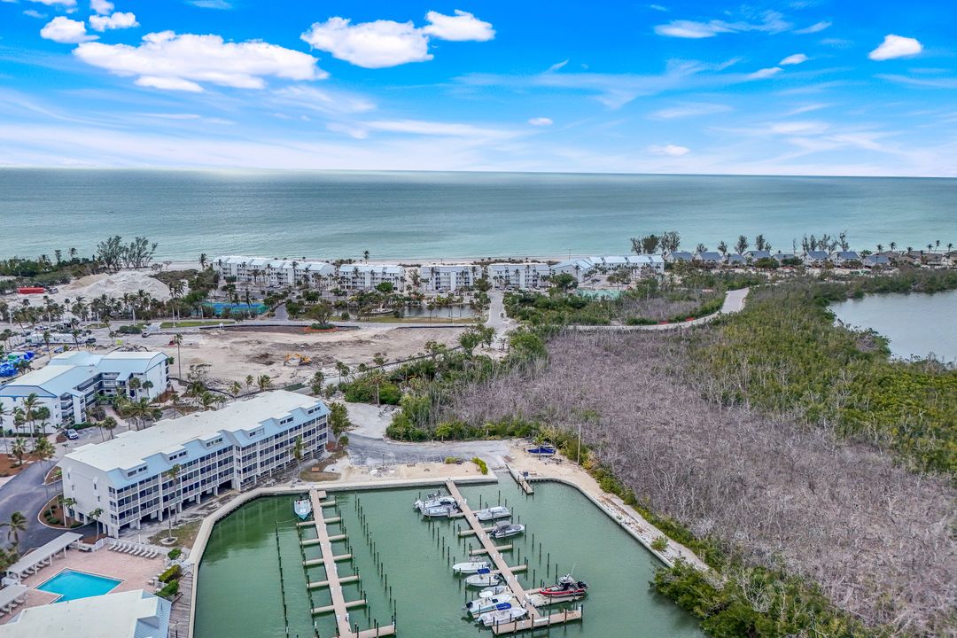 4216 Bayside Villas #4216, Captiva, FL 33924