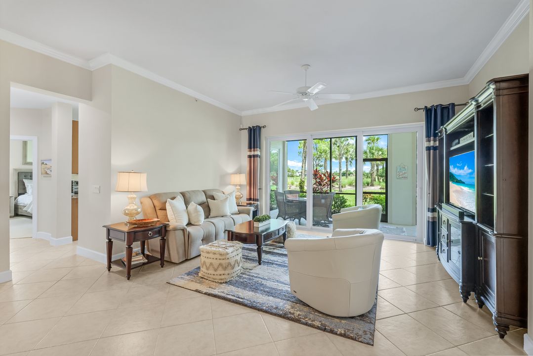 9204 Quartz Ln #101, Naples, FL 34120