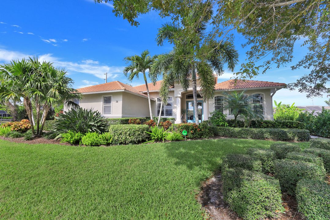 31 Tahiti Rd, Marco Island, FL 34145