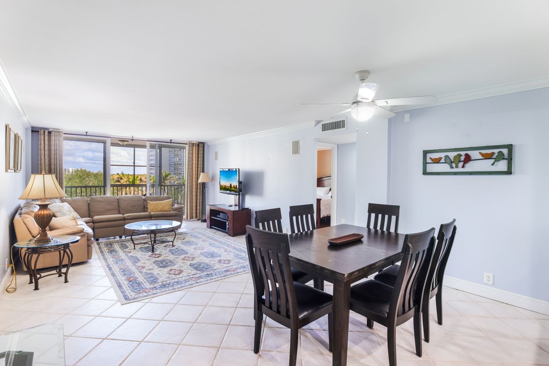 3 Bluebill Ave #509, Naples, FL 34108