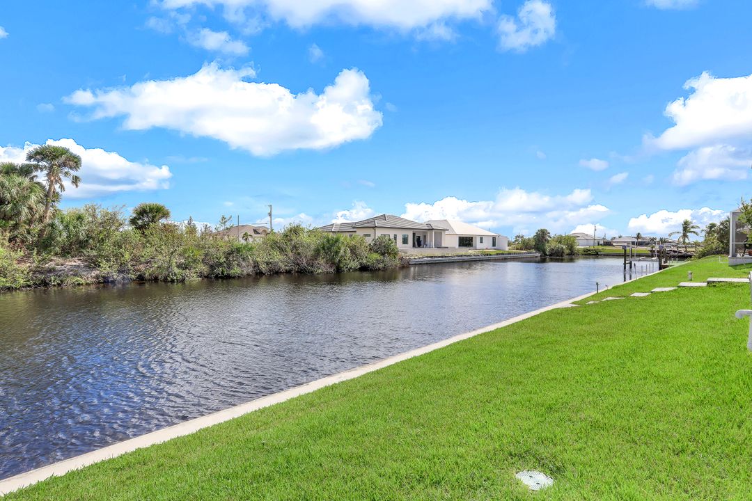 1225 NW 33rd Ave, Cape Coral, FL 33993