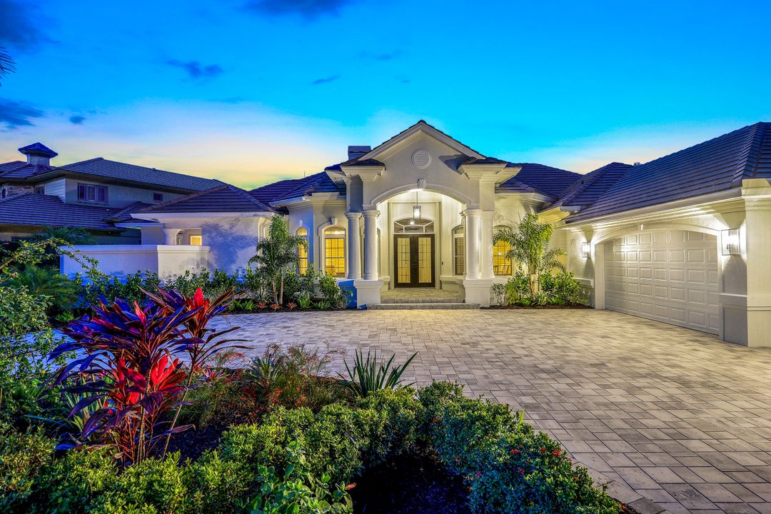 255 Bay Point, Naples, FL 34103