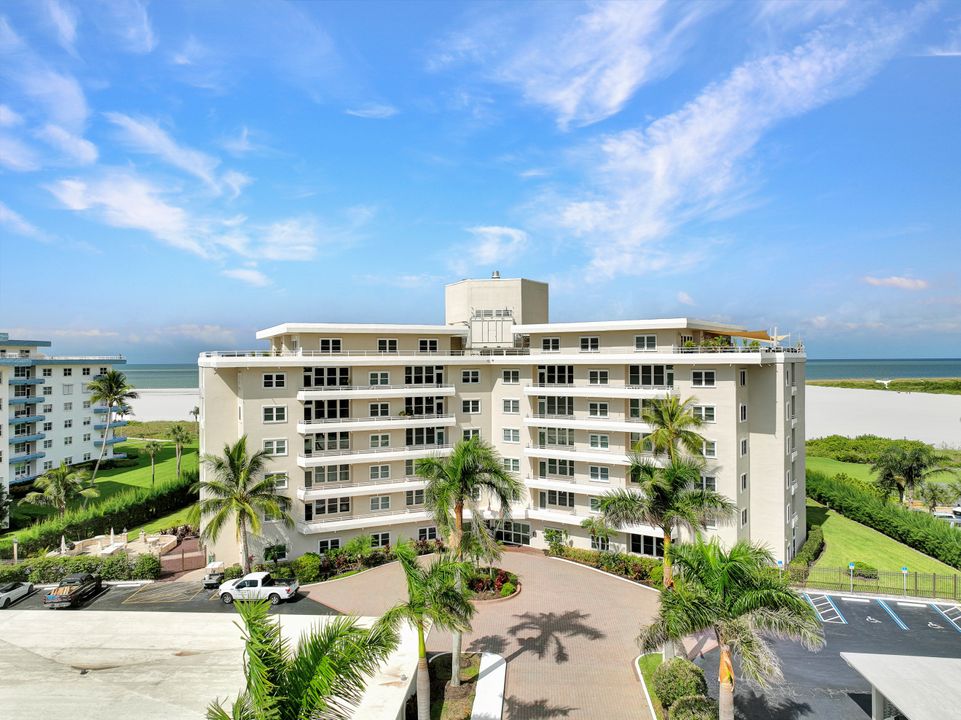 240 Seaview Ct #414, Marco Island, FL 34145