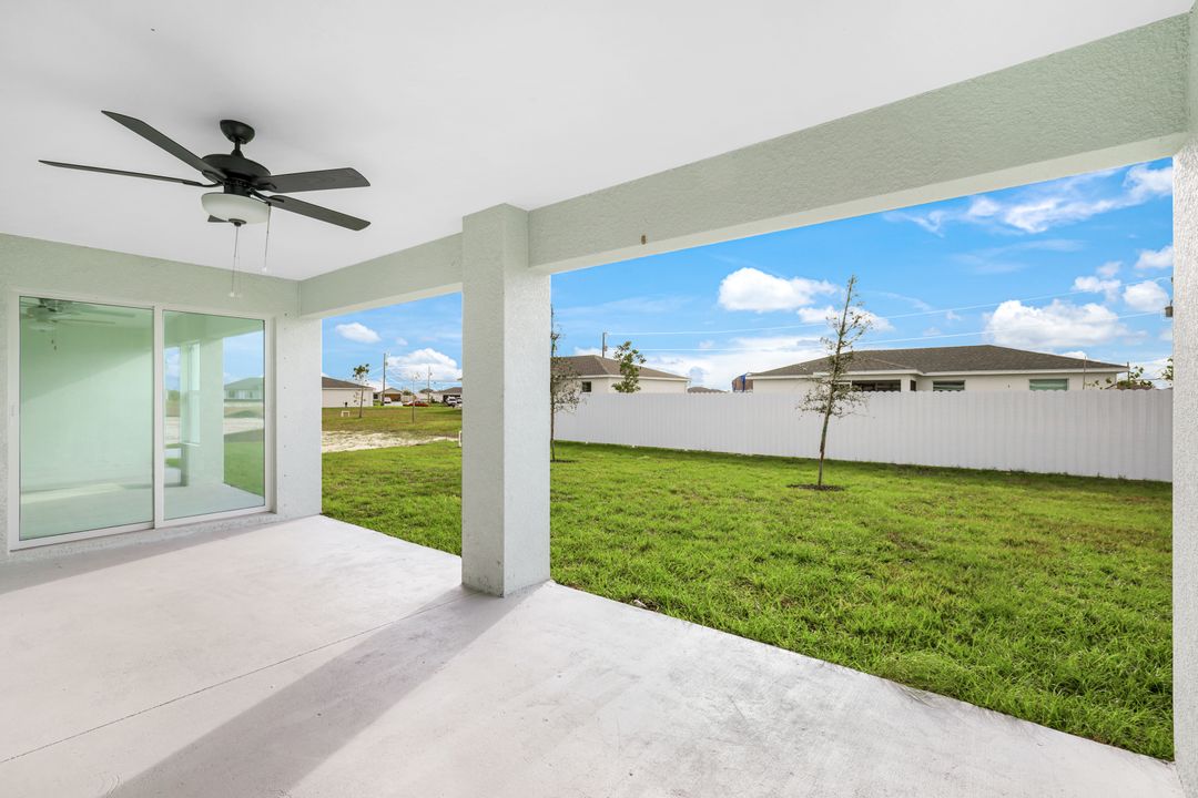 846 Wilmington Pkwy, Cape Coral, FL 33993