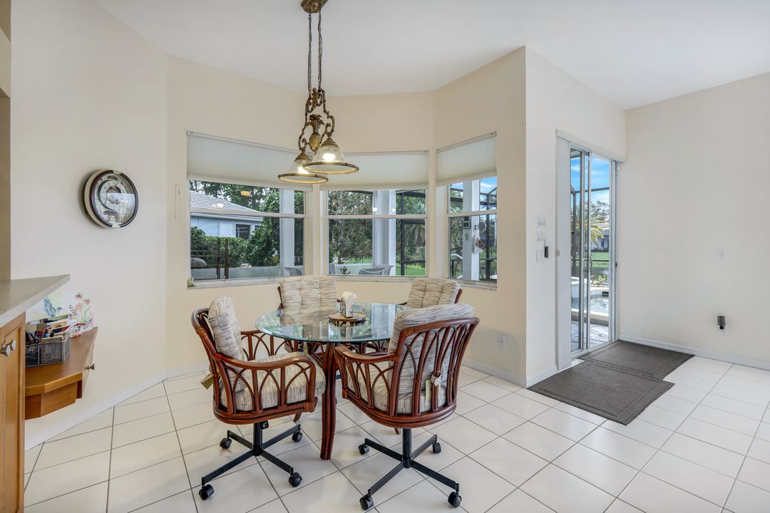 8941 Springwood Ct, Bonita Springs, FL 34135