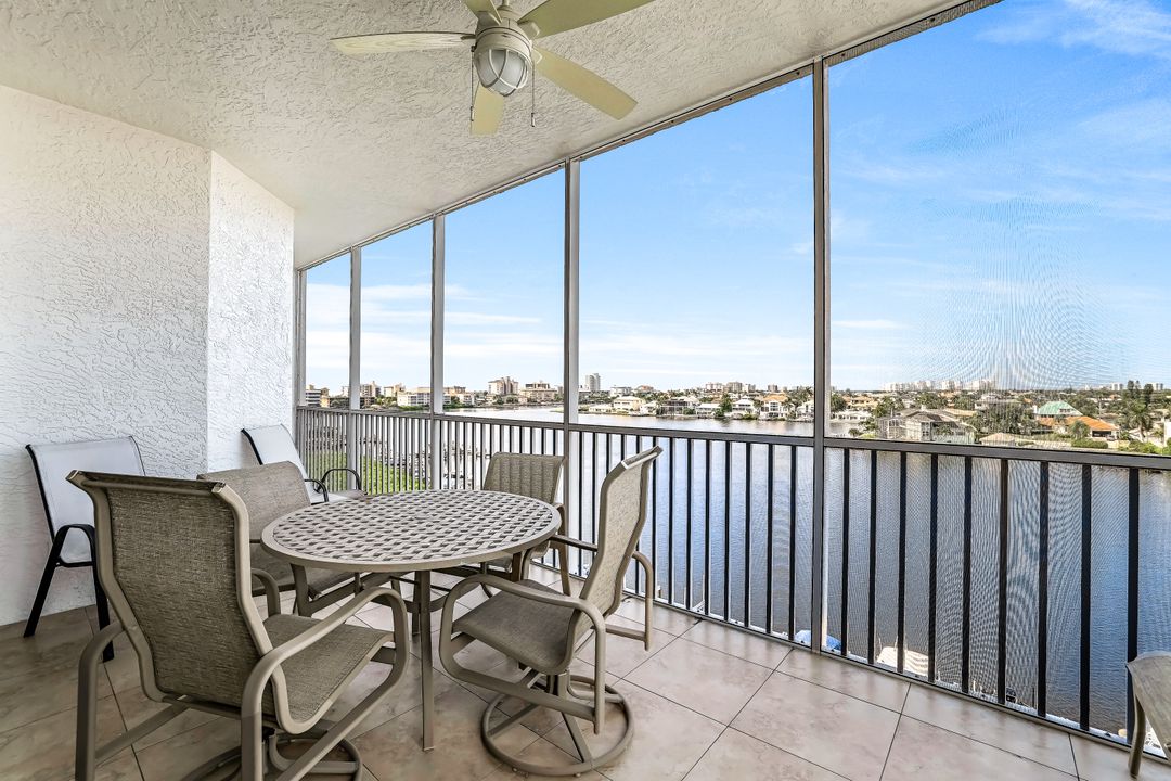 410 Flagship Dr #606, Naples, FL 34108