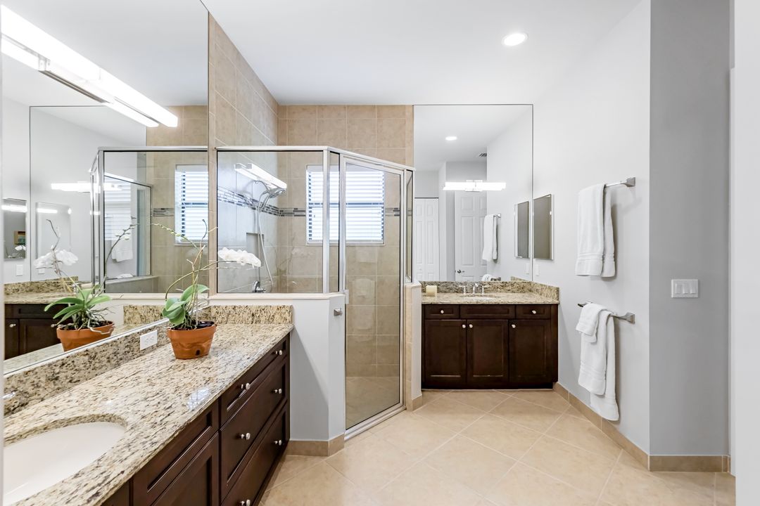 4126 Zelkova Ct, Naples, FL 34119