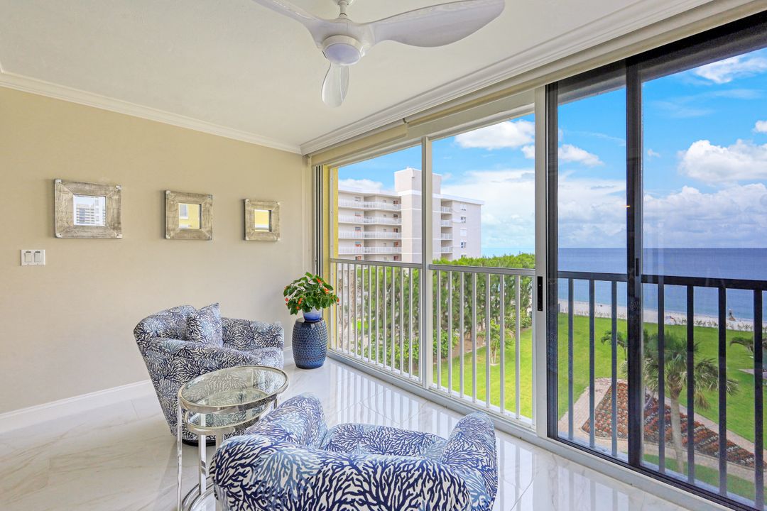 3483 Gulf Shore Blvd N #405, Naples, FL 34103