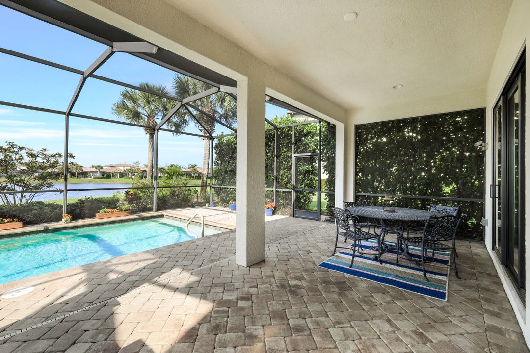 4665 Abaca Cir, Naples, FL 34119