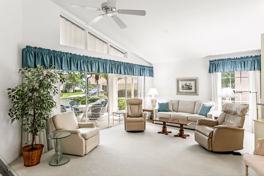 2836 Mizzen Way, Naples, FL 34109