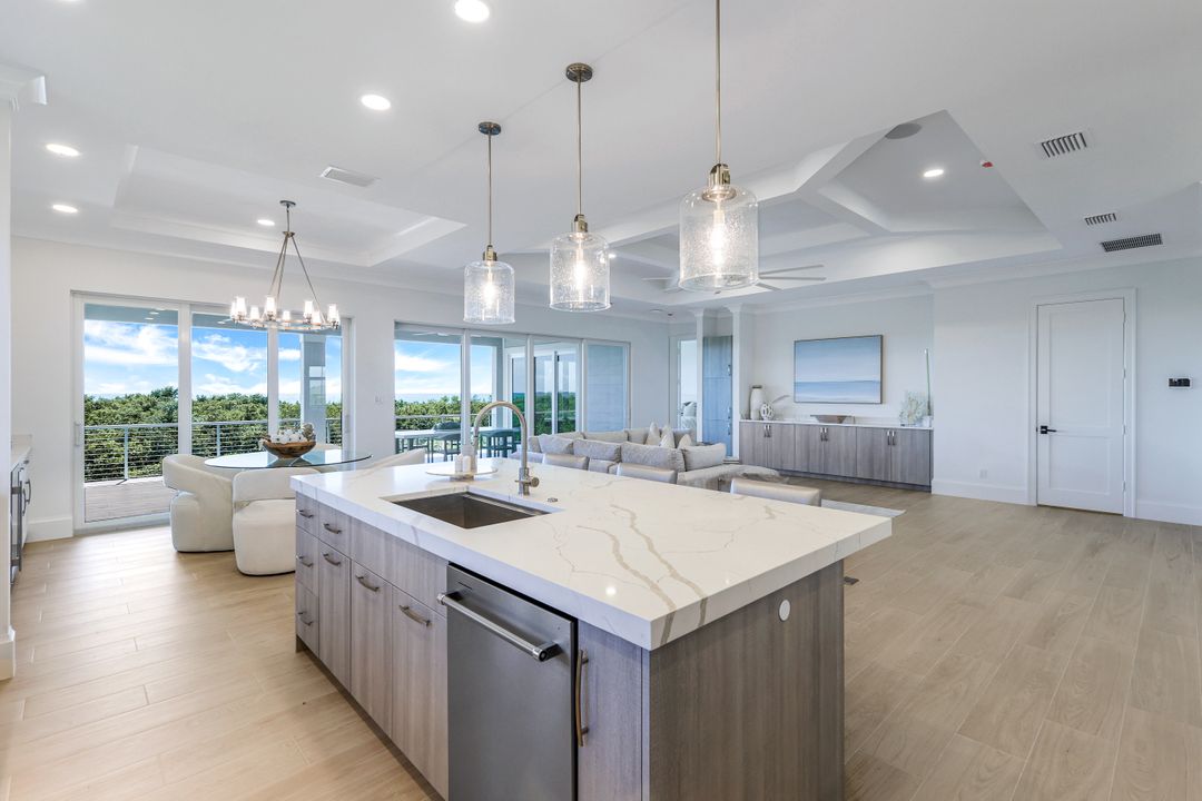 700 Waterside Dr, Marco Island, FL 34145