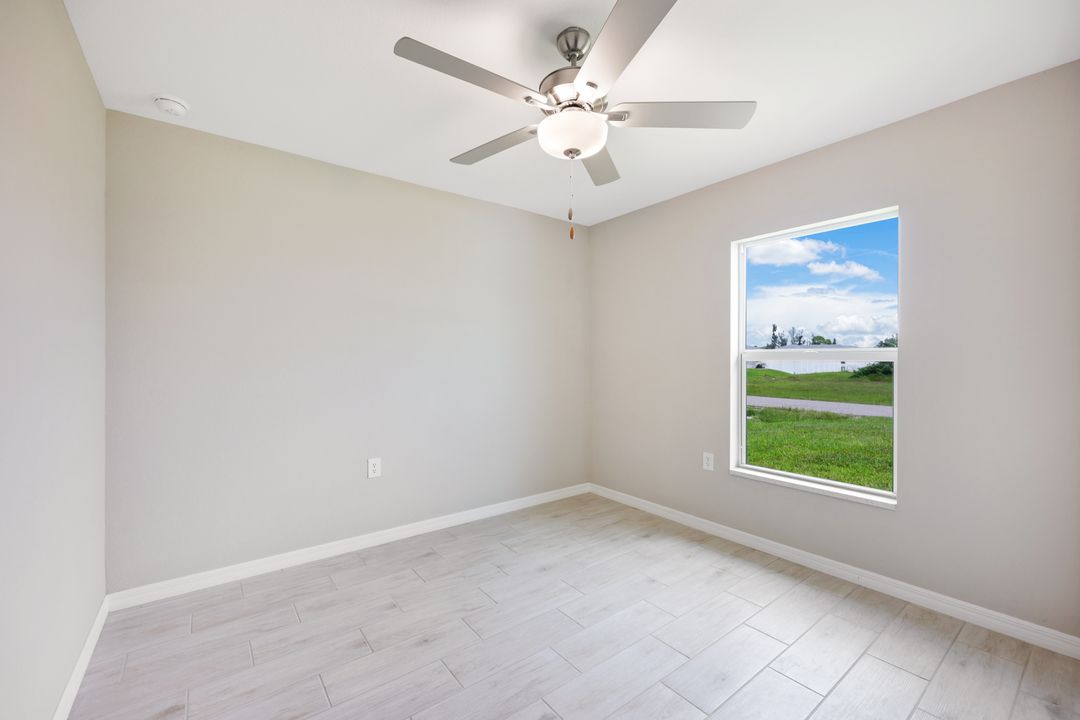 3022 NE 1st Pl, Cape Coral, FL 33909