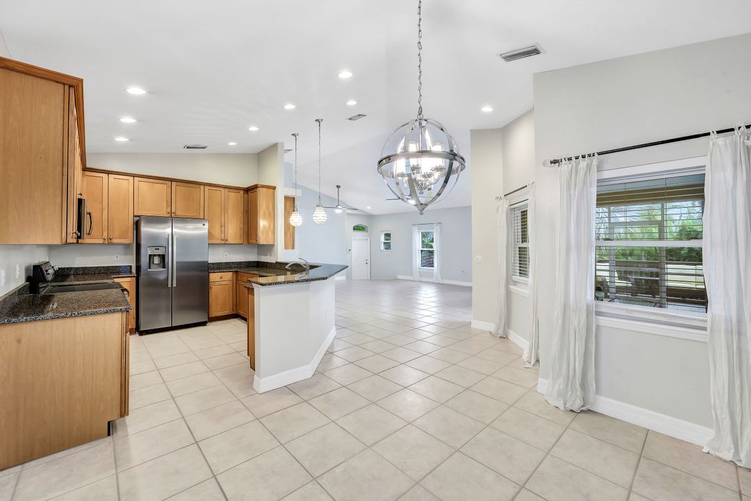 7745 Victoria Cove Ct, Fort Myers, FL 33908