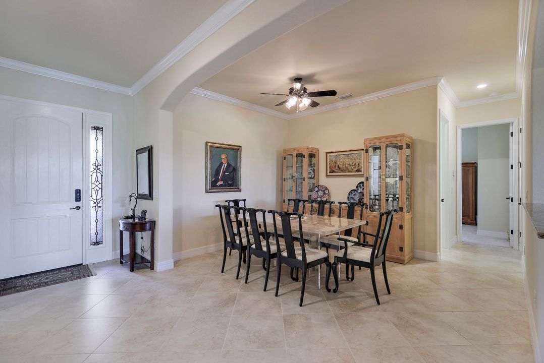 28095 Kerry Ct, Bonita Springs, FL 34135