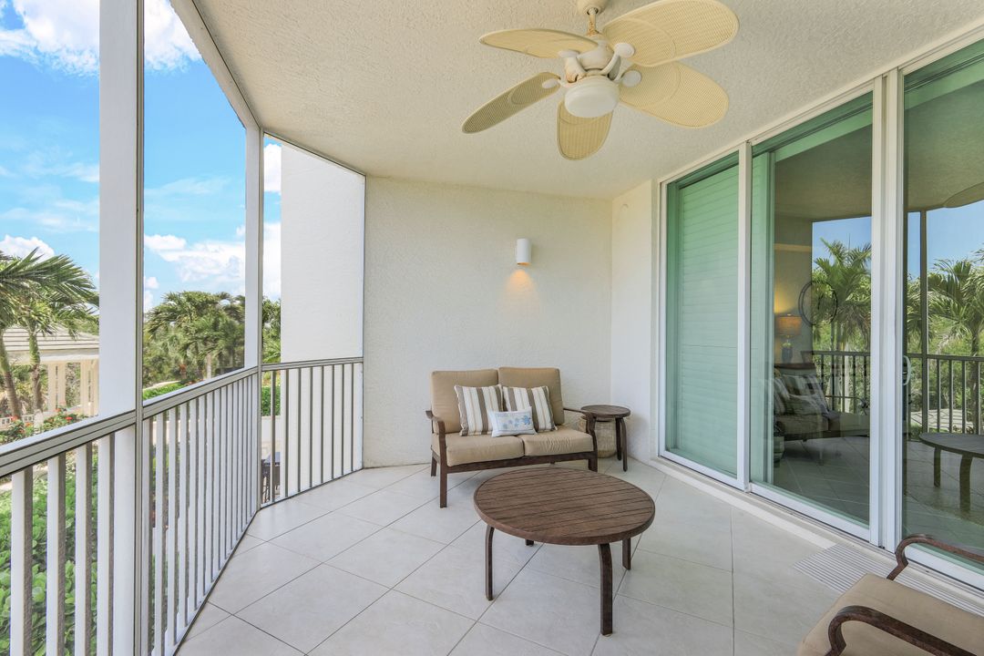 315 Dunes Blvd #204, Naples, FL 34110